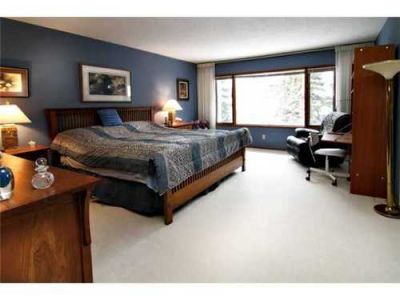 Bayview Condo for Sale: 19 68 Baycrest PL SW Calgary