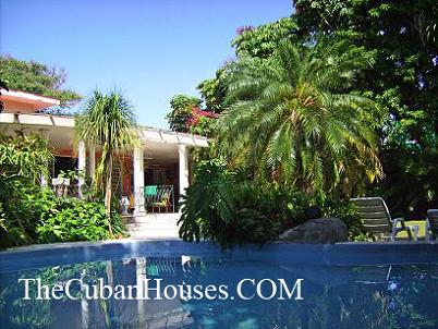 Travel to Cuba. Houses for rent in Havana, Varadero, Trinidad. 