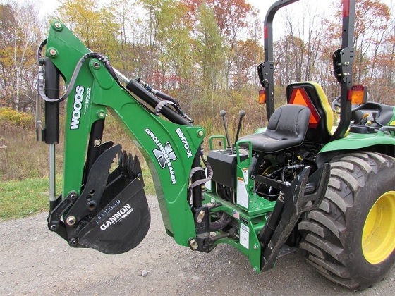 2008 John Deere 3120 TLB 30HP 4WD