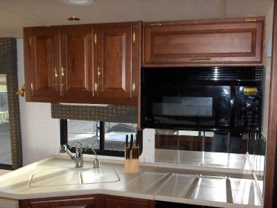 2004 Winnebago Vectra Premium 40Ft Motorhome