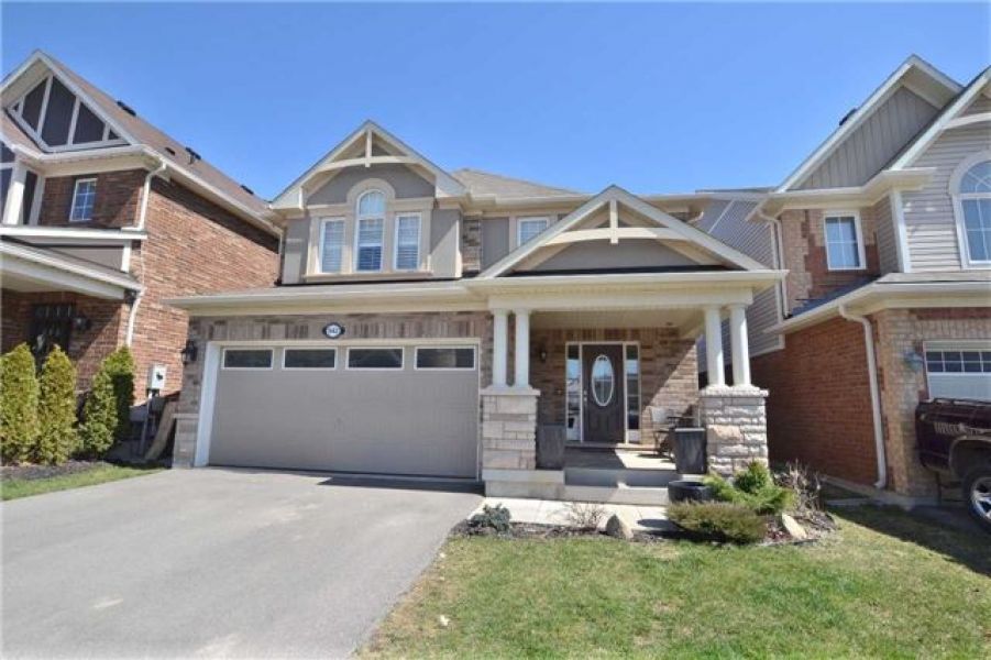 3 Bedroom Detach Home For Sale in Wilmott, Milton