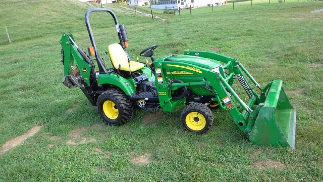 2008 John Deere 2305 4WD Loader Backhoe