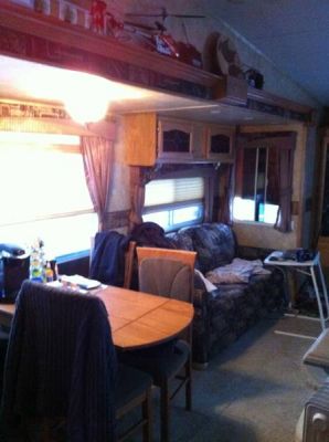 2008 Cedar Creek 5th Wheel Trailer