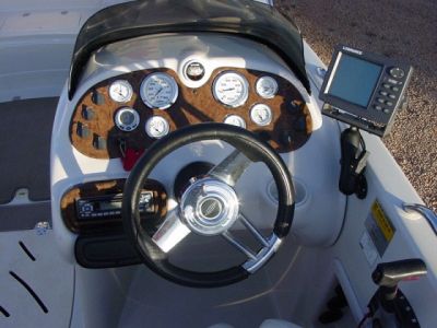 2007 Tahoe 215 Fish and Ski Deck Boat V8 w/ Trailer