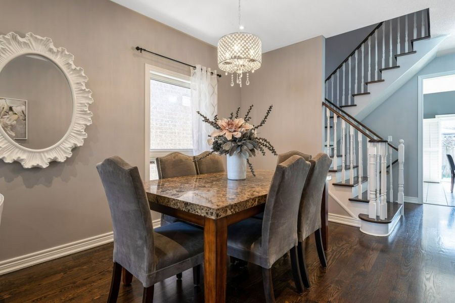 4 Bedroom Detached Home for Sale in Clarke Neighbourhood, Milton