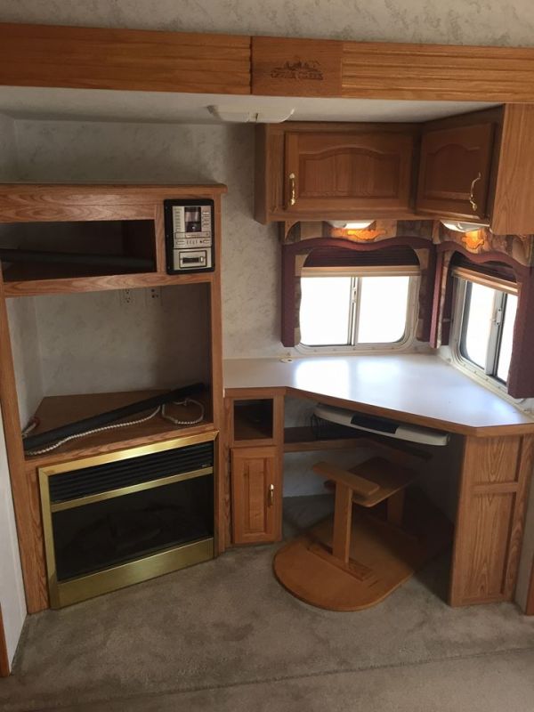 2003 Cedar Creek Silverstream 36Rlts 