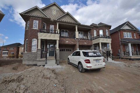 Semi Detached Home For Sale in Milton  