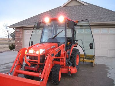 2009 Kubota B3030 HSDC AC 4X4 Mower Loader CAB