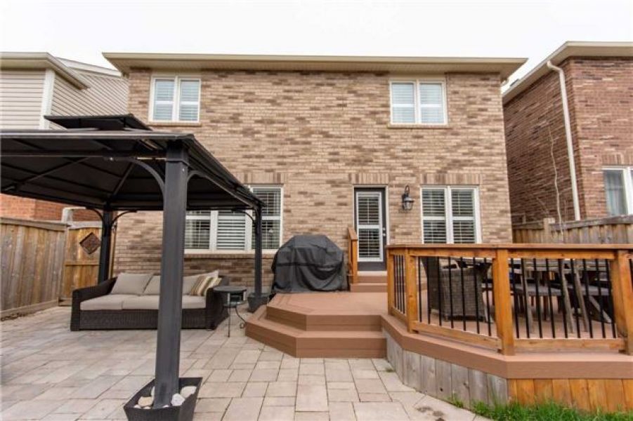 3 Bedroom Detach Home For Sale in Wilmott, Milton