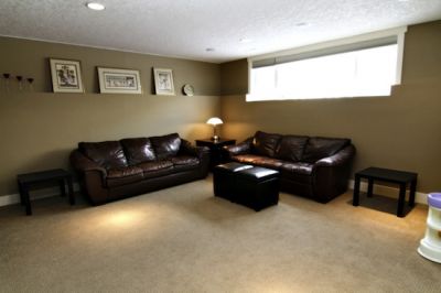 PRICE REDUCED: Discovery Ridge House for Sale: 15 Discovery Ridge LN SW