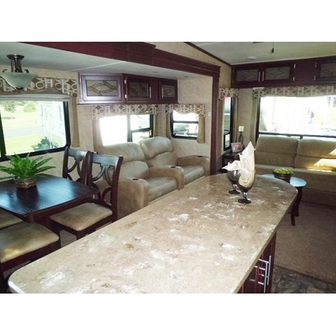 2014 Sedona 33FSBI - $46,995.00