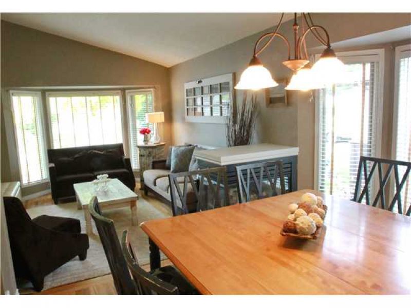 Deer Run House for Sale: 88 Deermoss CR SE Calgary