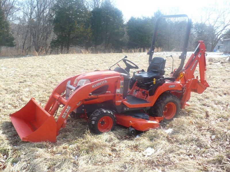 2011 Kubota BX25D 4X4 TLB, 60 Mower deck