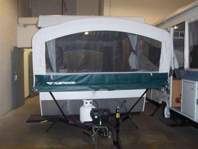 2009  FLEETWOOD SADONA  LIKE NEW