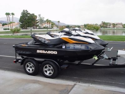  (2) 2012 Seadoo RXT 260 ONLY 6hrs w/ EZ Trailer