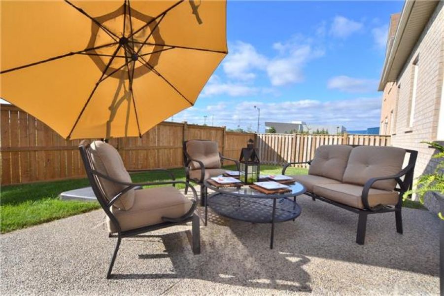 3+1 Detach Bungaloft Home for Sale in Willmont, Milton