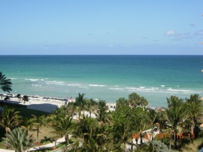 Beachfront studio with balcony rent by owner