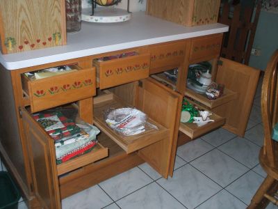 moveable kitchen cabinet..(island) 