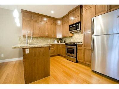 PRICE REDUCED! Parkdale Condo for Sale: 1 521 34 ST NW