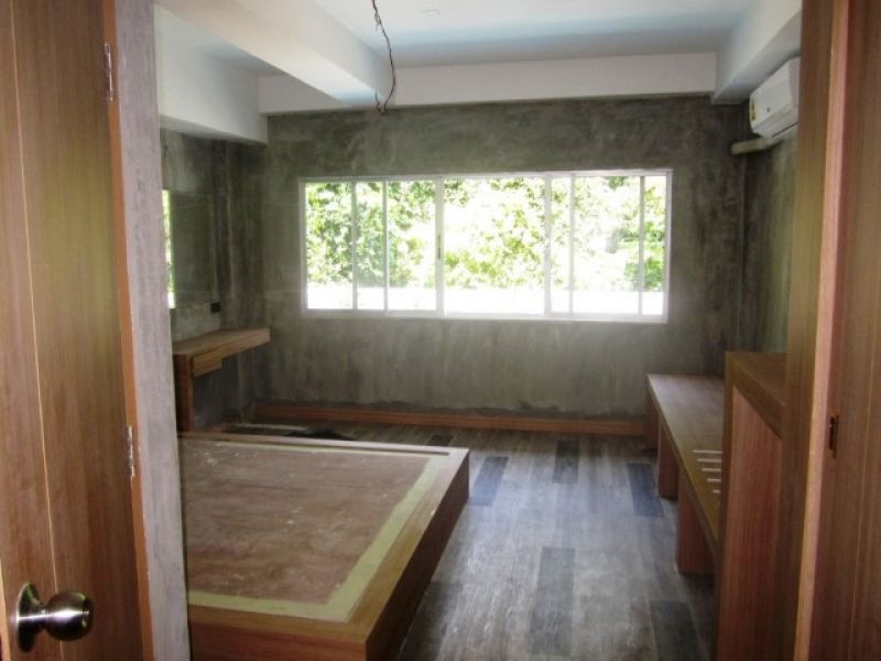 Thailand Pattaya Jomtien Brand New 28 Room Boutique Pool Hotel Sale