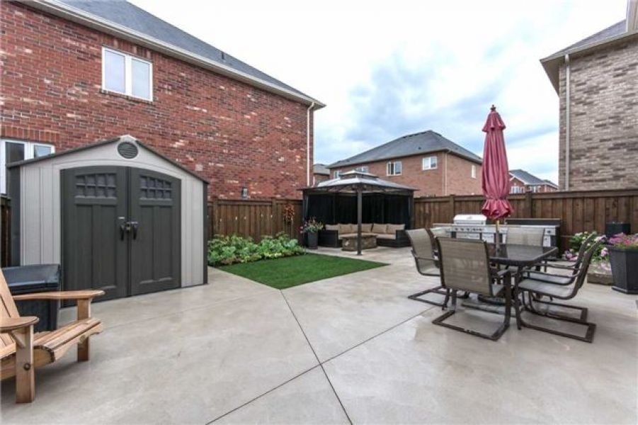 3 Bedroom Detached Home for Sale in Harrison, Milton