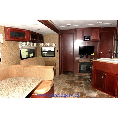 2014 Sedona 301TB - $32,995.00