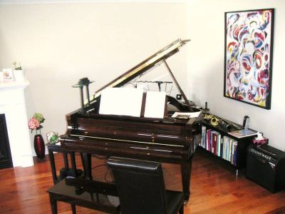 SINGING & PIANO Studio - 'SPECIAL INTRODUCTORY PRICES' Ph.416-839-0730