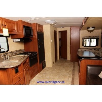 2013 Radiance 28QBSS, Travel Trailer - $27,995.00