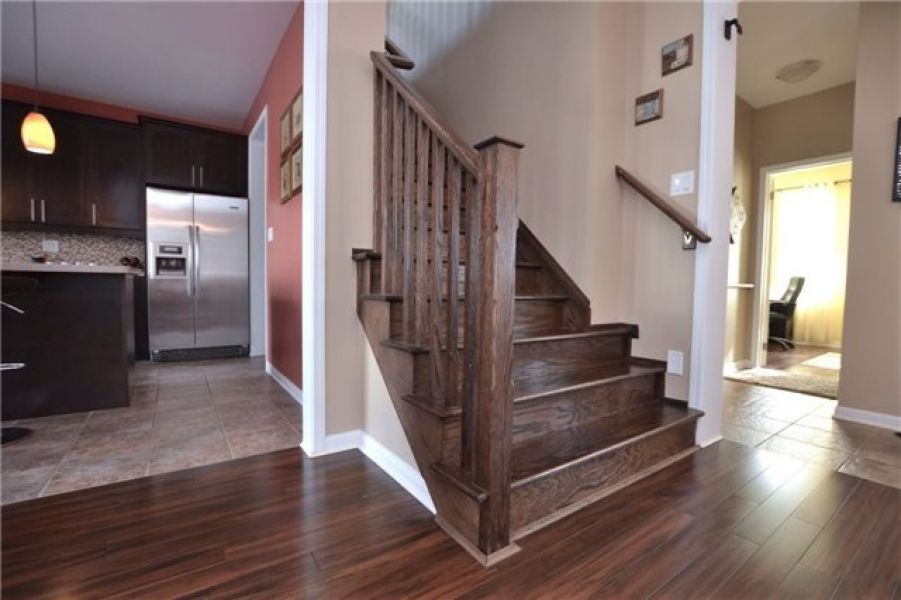 3 Bedroom Detached Home for Sale in Coates, Milton