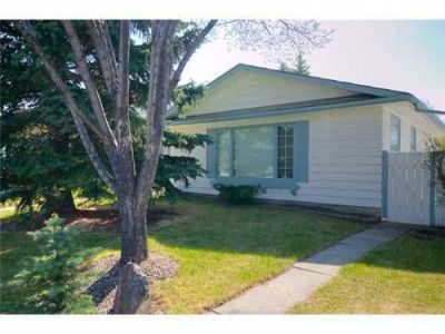 Sundance House for Sale: 39 Sunhurst CR SE