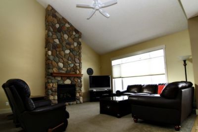 PRICE REDUCED: Discovery Ridge House for Sale: 15 Discovery Ridge LN SW