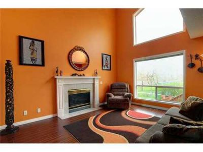 Somerset House for Sale: 66 Somerside MR SW Calgary