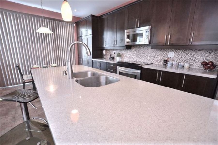 3 Bedroom Detached Home for Sale in Coates, Milton