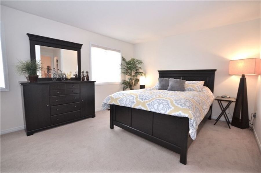 3 Bedroom Town House for Sale in Willmont, Milton