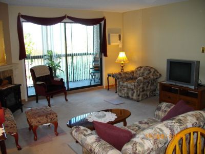 Sell the Car, Walk to shopping from the 2 bedrm condo