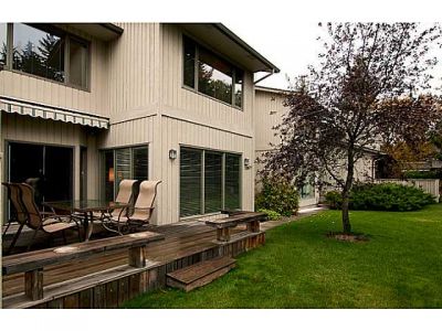 Bayview Condo for Sale: 19 68 Baycrest PL SW Calgary