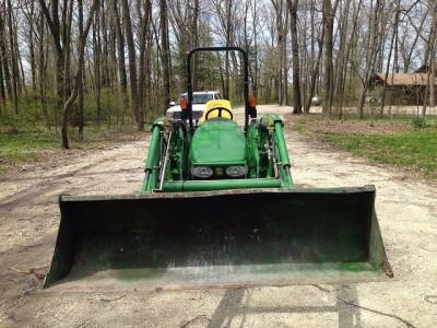 2006 John Deere 4720 4WD Many Attachments