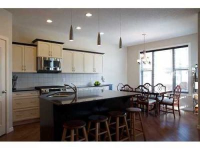 Royal Oak House for Sale: 141 Royal Oak BA NW