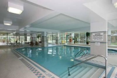 Luxurious condo on Bayview @ Thornhill