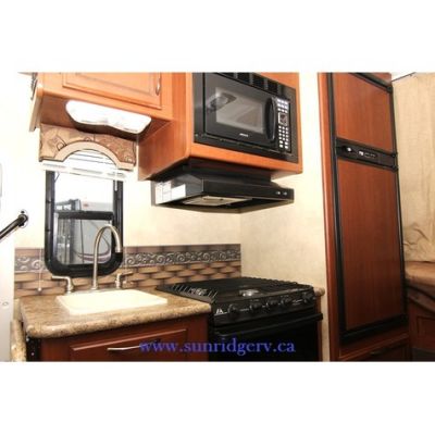 2014 Four Winds 22E, Motorhomes - $64,995.00