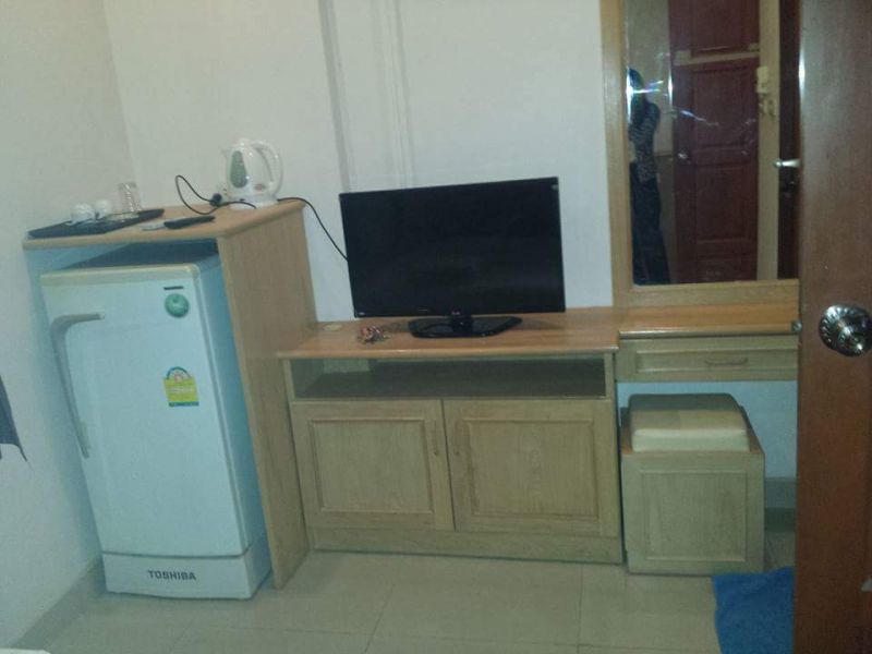 Pattaya Bhua Kao Bar with 9 Rooms Discounted