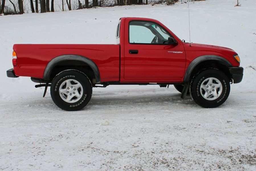2002 Toyota Tacoma Cab Pickup 2.7L 4WD AUTO