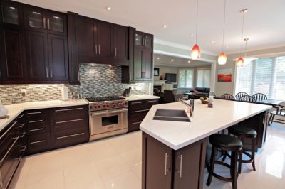 LORNE PARK DREAM HOME!