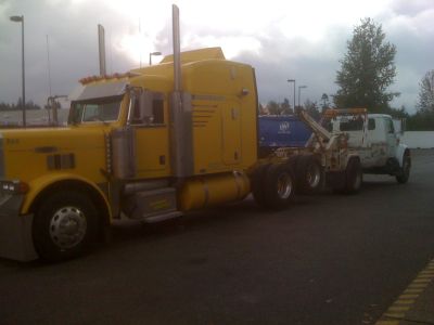 Towing Abbotsford Truck Tracter Car Forklift  and Equipment removal