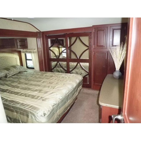 2014 Sedona 33FSBI - $46,995.00