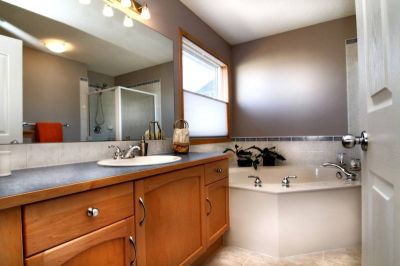 Cranston House for Sale: 24 Cranfield CI SE Calgary