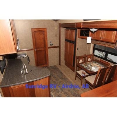 2013 Infinity 3750FL, Fifth Wheel - $59,995.00