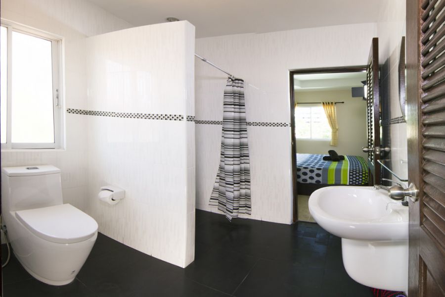 Pattaya 6 Bedrooms Investment Villa