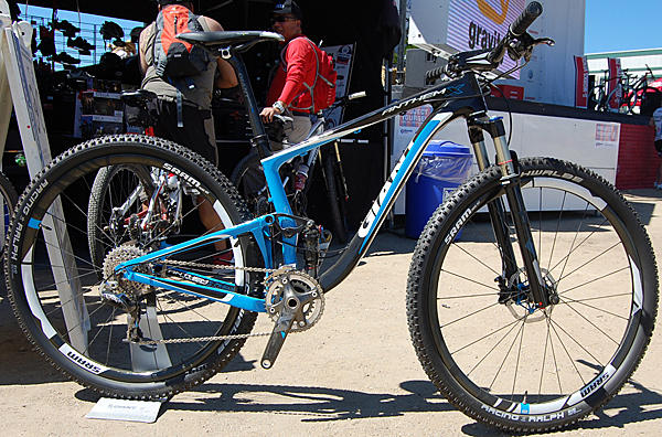 FOR SALE:NEW 2014 Trek,Specialized,Scott Genius,Cannondale & Giant Anthem Bikes