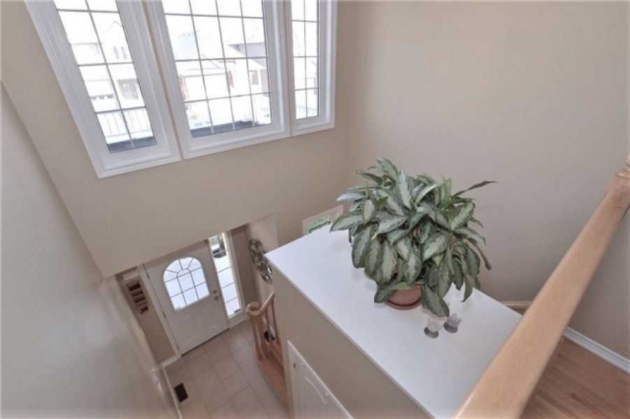 4 Bedroom Detached Home for Sale in Willmott, Milton